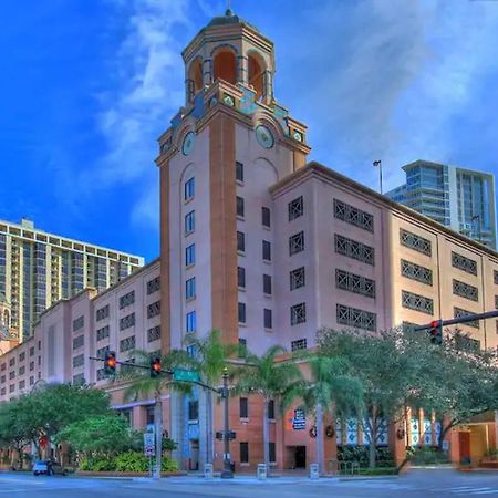 Elegant Studio Apartment In Downtown St Pete - Great Community Events! St. Petersburg Bagian luar foto